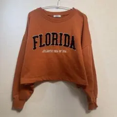 ロゴ入り オレンジ トレーナー Mサイズ