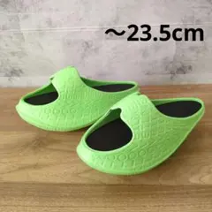 Item thumbnail for item 6ccfc6c6-8068-45c2-8fbc-5c3e79d2be7f