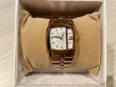 DIESELピンクゴールド スクエア クォーツ腕時計