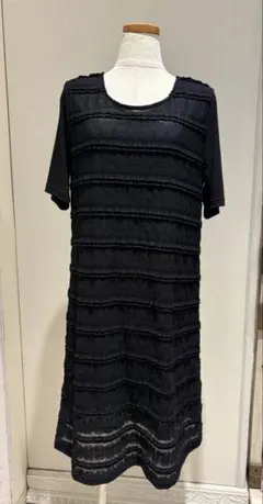 新品　ヴィアファブリカ　レースワンピース　黒　フリーサイズ