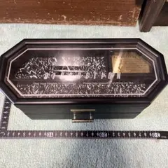 DISCRETION 小物入れ　ジュエリーボックス　オルゴール　乾杯　長渕