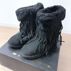 美品Koolaburra フリンジムートンブーツ　US 6 23.5cm 中古