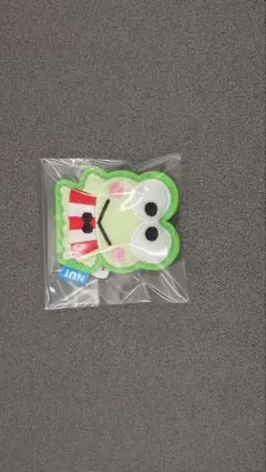 【新品】けろけろけろっぴ アップリケバッジ ぬいぐるみバッジ