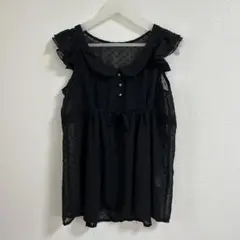 エムズ　黒 ドット柄 フリル付きノースリーブシャツ