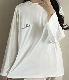 ホワイト 長袖 Tシャツ 前面プリント