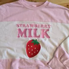 イチゴ スウェット
