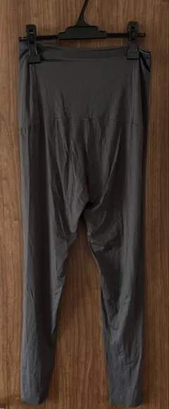 UNIQLO エアリズム マタニティレギンス