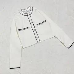 新品 Te chichi カーディガン 配色ライン 金ボタン ショート丈ホワイト