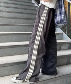 チャオパニックティピーエシンタ　etsintaリメイクトラックジャージーパンツ