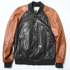 バナナリパブリック ヘリテージコレクション スタジャン レザージャケットのサムネイル