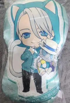 ユーリ!!! on ice クッション 勝生勇利 - メルカリ