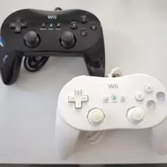 動作品 WiiクラシックコントローラーPRO ホワイト　クロ　純正　ニンテンドー