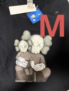 カウズ×ユニクロ　スウェット　黒　Mサイズ