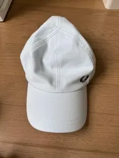 フレッドペリー　水色キャップ