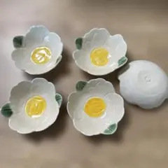 椿の小皿 5個セット 豆皿 陶器 和食器のサムネイル