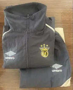 Umbro✖︎9090 希少　ナイロンジャケット+パンツ　セットアップ格安 Umbro✖︎9090 希少 ナイロンジャケット+パンツ セットアップ格安