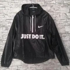 NIKEナイロンジャケットのサムネイル