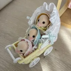 シルバニア シルバニアファミリー アヒルのみつごちゃん　なかよしおさんぽセット