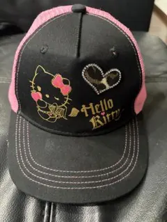 HLT x Hello Kitty Embroidered Cap black - メルカリ