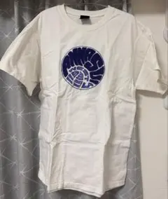 ホワイト円形ロゴTシャツ