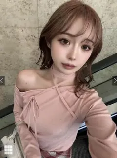 オフショルダー ピンク 長袖 トップス