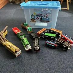トミカ　トーマス プラレール　車両セット　まとめ売り・収納ケース付き