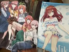 五等分の花嫁タペストリー ＆ブランケット複数キャラクター