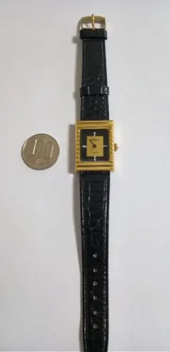 Astoria手巻き スクエア型 腕時計 レザー製