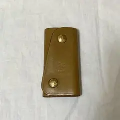 イルビゾンテ キーケース オリーブ