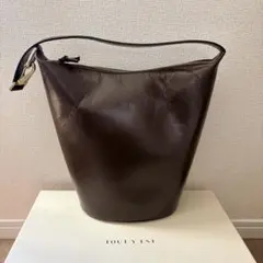 Item thumbnail for item e63fca0f-1991-463d-a393-3cc4dc661513