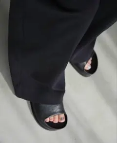 aere アエレleather platform sandals サイズ37のサムネイル