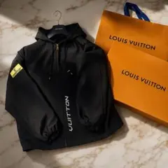 美品ルイ・ヴィトンLouis Vuittonテクニカルフード　コットン　ブルゾンのサムネイル