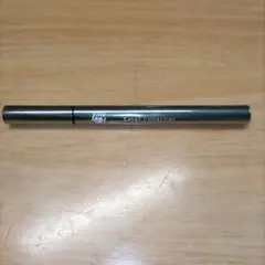 ラブ・ライナー リキッドアイライナー限定色