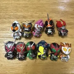 仮面ライダー ミニフィギュア キーホルダー 6点セット - メルカリ