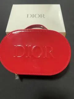 ディオール　DIOR　最新　正規ノベルティ　レッド　ポーチ　エナメル　非売品