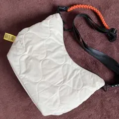 Item thumbnail for item d7915494-eaff-452a-bfdc-2863707d4794