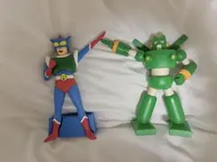 クレヨンしんちゃんアクション仮面カンタムロボフィギュア