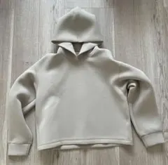 ユニクロ　ウルトラストレッチドライスウェットダンボールパーカー　Lサイズ