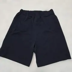 ユニクロ　キッズ　ウルトラストレッチアクティブショートパンツ　130cm