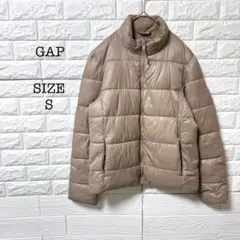 ギャップGAP 中綿ジャケット ベージュ S 軽量 防寒 撥水 中わた