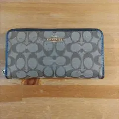 COACH モノグラム長財布