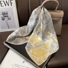 シルク100%スカーフ 花柄 大判 絹製 バンダナ 65cm