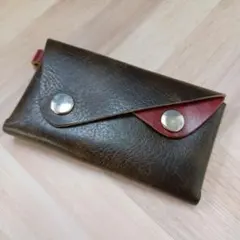 ハンドメイド　コインケース　カードの入る小銭入れ　ブラウン×レッド　ヌメ革