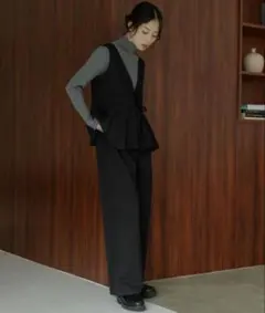 アーバンリサーチ ペプラムオールインワン