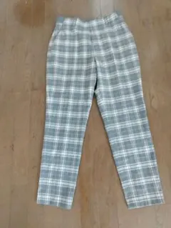 ユニクログレー系チェック柄カジュアルパンツ Mサイズ