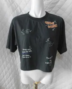 GORGE 半袖 Tシャツ ブラック 猫柄 クロップド丈のサムネイル