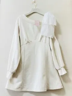 新品タグ付 An MILLE ワンショルリボンカットop ワンピース2025AW