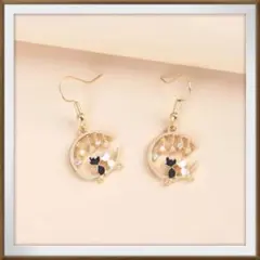 ピアス✨猫 ブラック ホワイト イエローゴールド レディース 可愛い お洒落