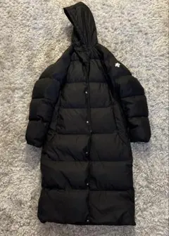 【美品】DESCENTE ロング　ダウン　コート　フード付き　黒のサムネイル