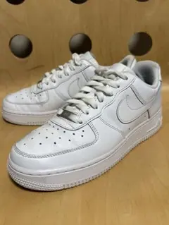 最後の値下げ‼️Nike エアフォース 1 ホワイトレディース25cm送料込み